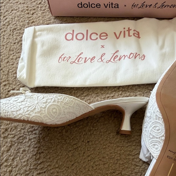 Dolce Vita Cream Lace Mules - Picture 6 of 8
